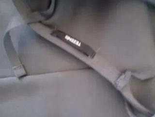 Vestido gris con encaje