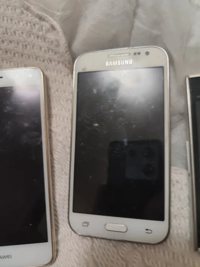 Lote 4 Móviles Antiguos Apple, Huawei, Nokia, Sams