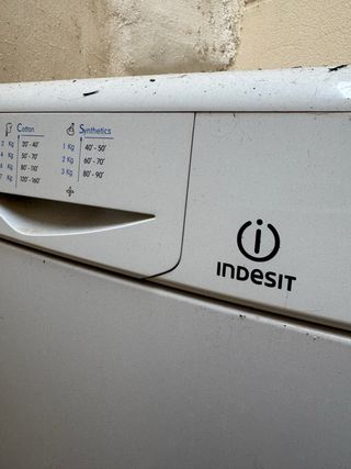 Secadora Indesit IDC75 7kg
