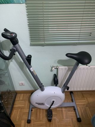 Bici Estática Basic Magnetic Bike
