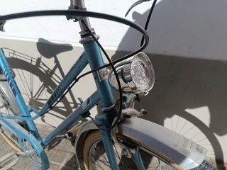 Bicicleta vintage francesa Motobecane Clásica Azul