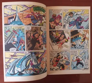 Los Nuevos Vengadores. Lote cómics