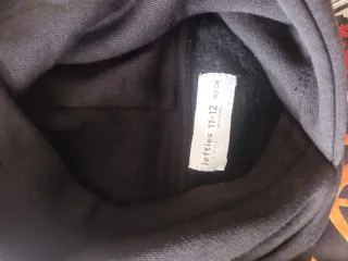 Sudadera Negra Subway Surfers