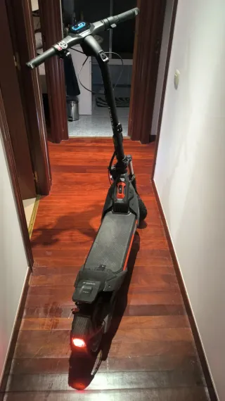 Patinete Eléctrico Segway-Ninebot ZT3 Pro