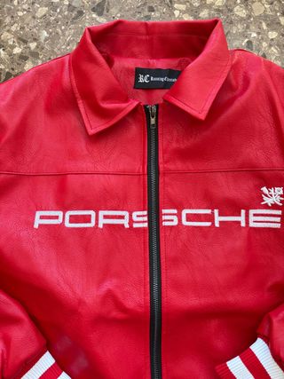 Chaqueta Porsche x Aimé Leon Dore Roja