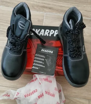Zapatos de seguridad SKARPA negros