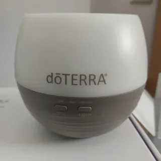Difusor dōTERRA Pétalo 2.0. Essential oil diffuser