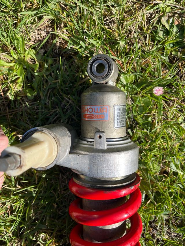 Amortiguador Trasero VFR750F 1992