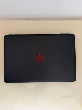 HP Omen Laptop - Nero e Rosso