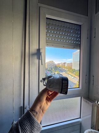 Zapatillas Puma Blancas y Negras