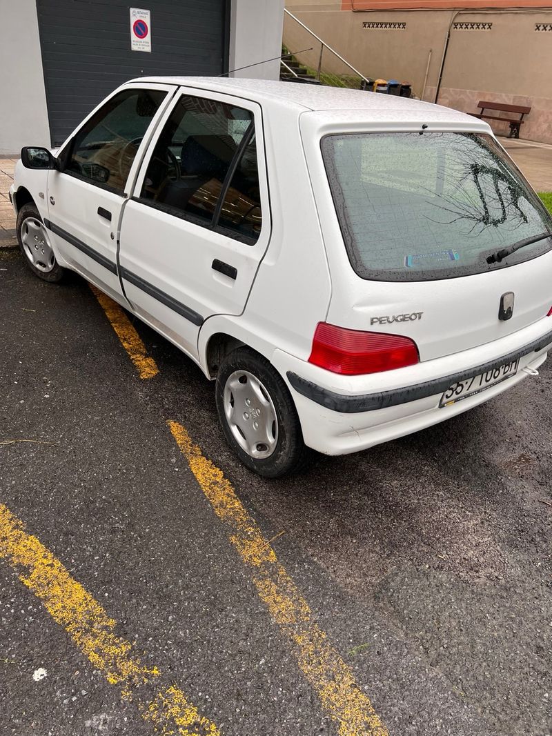 Peugeot 106 2000 solo 46.000km - foto 1