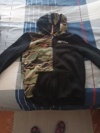 Sudadera niño camuflaje y negro