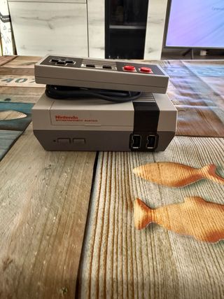 Nintendo NES Mini Consola + Mando