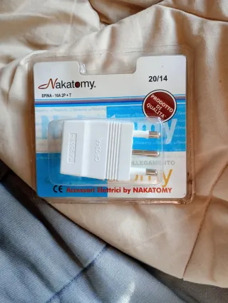 Adaptador Nakatomy 16A 2P + T