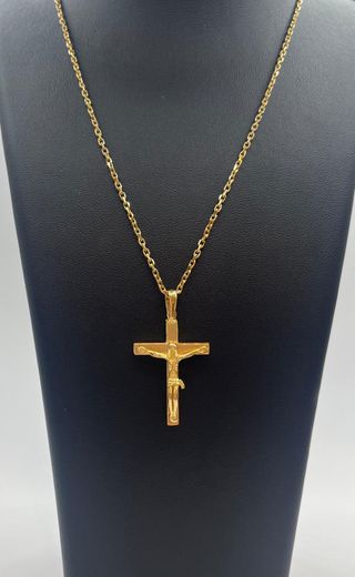 Colgante Cruz con Cristo Oro 18K