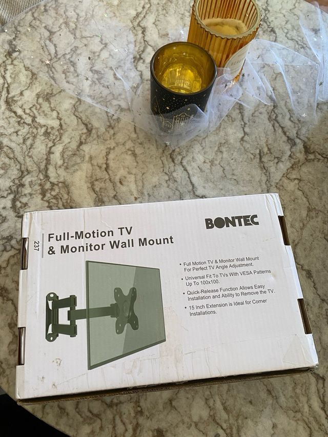 Montura Pared TV/Monitor Full-Motion BONTEC