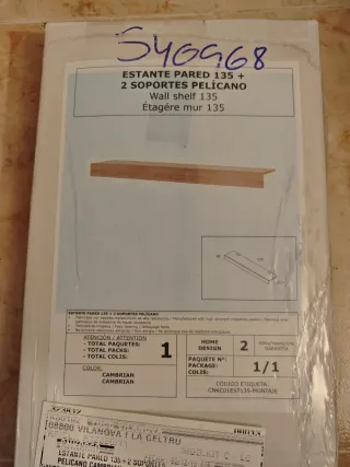 Estantería Pared 135 + 2 Soportes Color madera