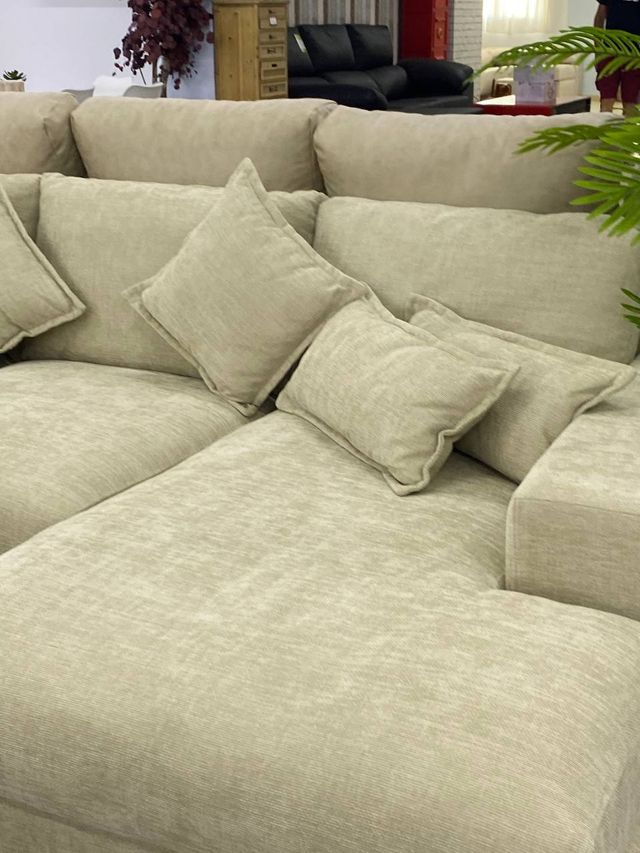 DIVANO LETTO BEIGE AMPIO - SPEDIZIONE GRATUITA OFFERTA!!