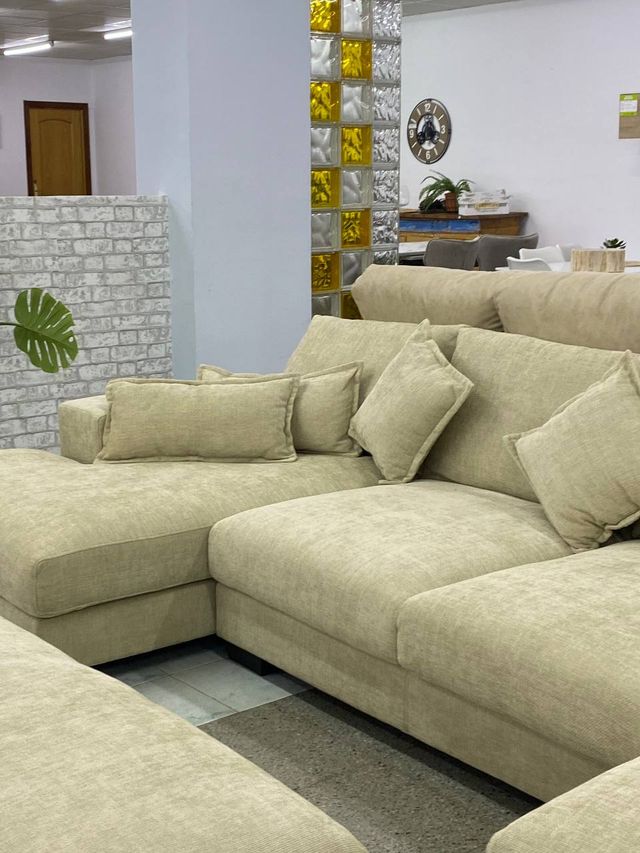 DIVANO LETTO BEIGE AMPIO - SPEDIZIONE GRATUITA OFFERTA!!