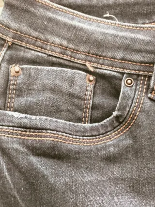 Pantalón vaquero chica con mariposas