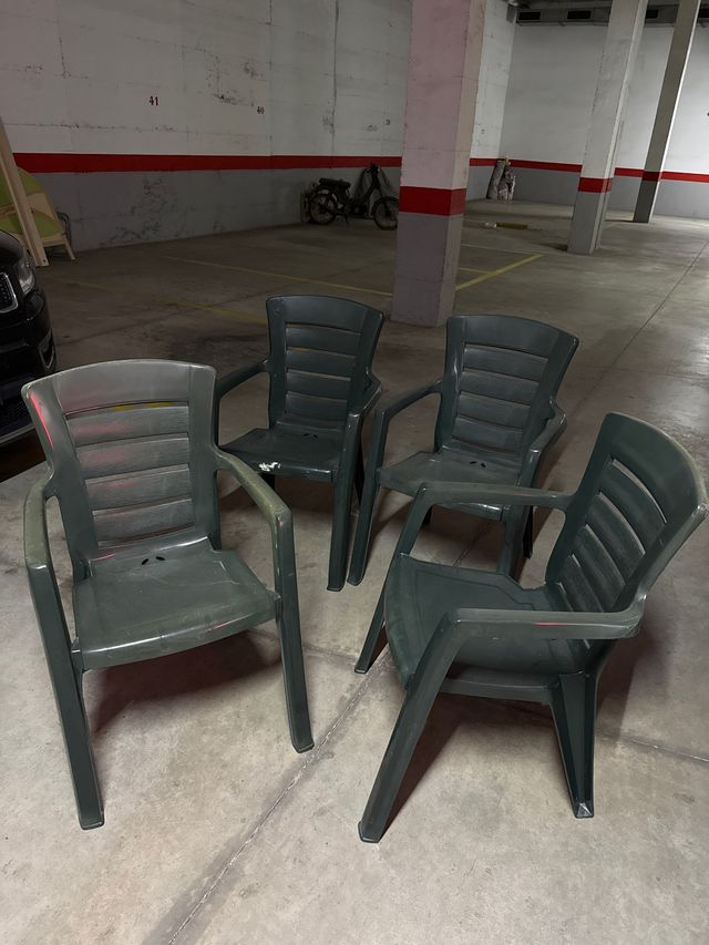 4 Sillas de Jardín Verdes