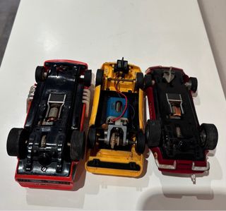 Lote Scalextric: Maletín + 9 Coches (+2 regalo)