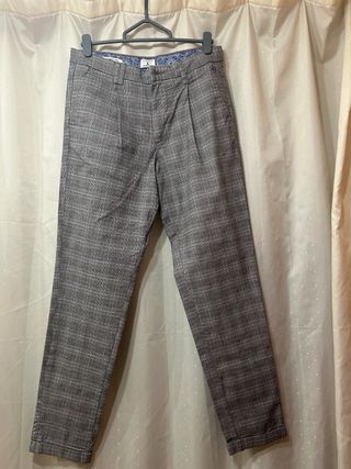 Pantalón Jack & Jones cuadros gris