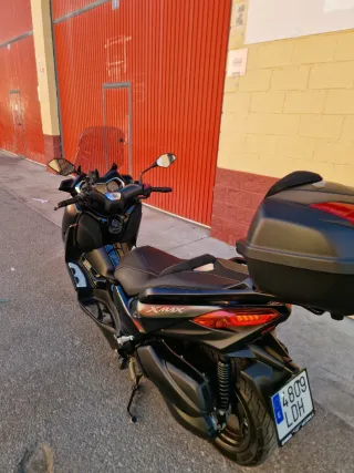 Yamaha Xmax 300 Iron Max