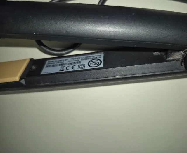 Plancha de pelo GHD negra