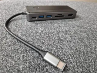 ORICO 8en1 USB C Docking Station - Carcasa SSD M.2