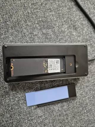 ORICO 8en1 USB C Docking Station - Carcasa SSD M.2