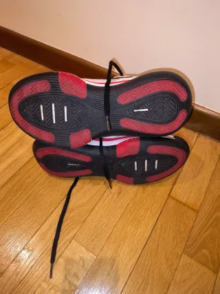 Adidas Bounce Legend 41.5