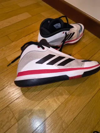 Adidas Bounce Legend 41.5