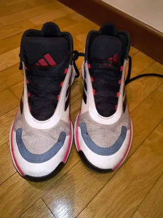 Adidas Bounce Legend 41.5