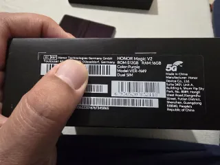 Honor Magic V2 512GB 16GB di RAM