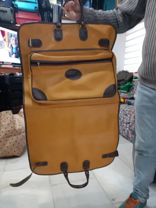 Maleta de viaje cuero marrón y amarillo