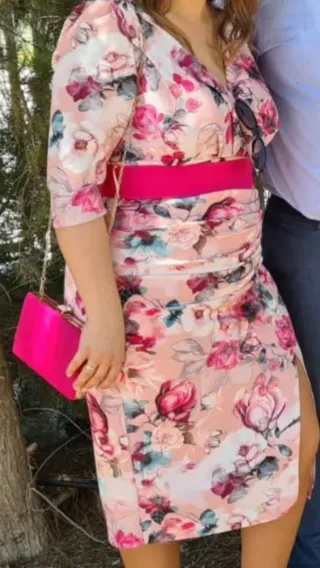 Vestido floral rosa