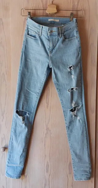 Pantalón Levi's 710 Super Skinny Talla 25