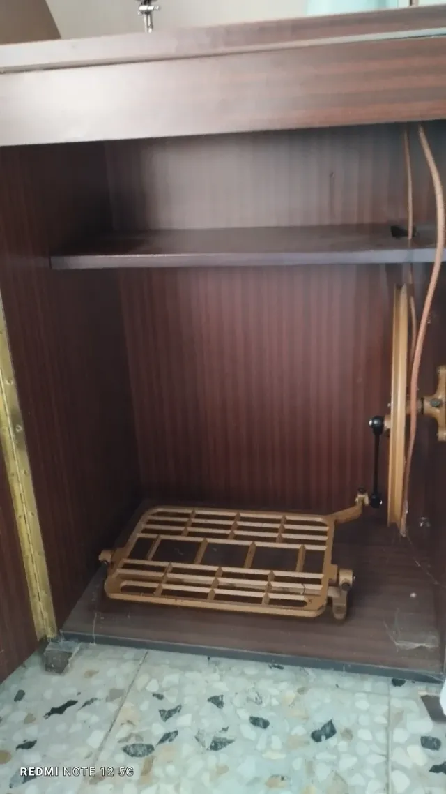 Armario Mueble Marrón Madera