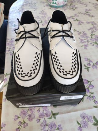 Zapatos Creepers Blancos con Cordones