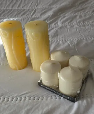 2 Velas Vainilla y 4 blancas Marca ikea,todas 6€