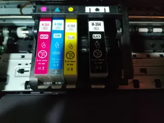 Cartuchos Tinta HP 364 y recargas.