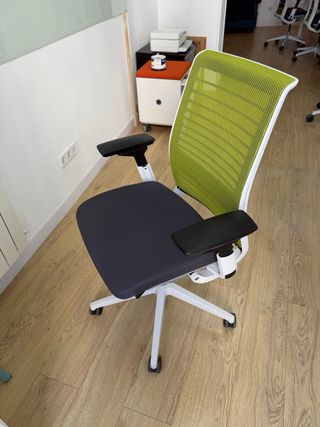 Silla de oficina Steelcase Think - Negro/Verde
