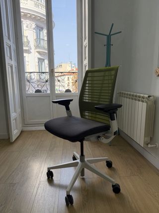 Silla de oficina Steelcase Think - Negro/Verde