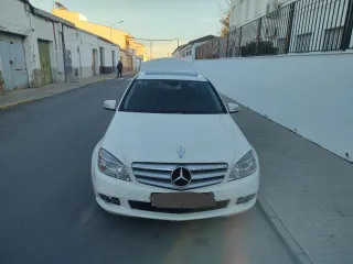 Mercedes Benz  c200 2008