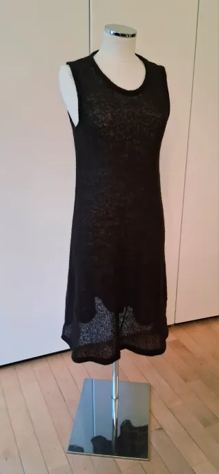 Abito e cardigan, completo in maglia nero