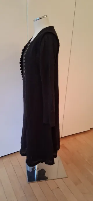 Abito e cardigan, completo in maglia nero