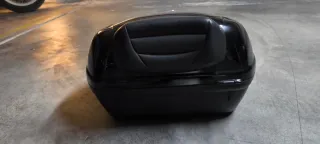 Baúl Givi Negro 46L