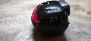 Baúl Givi Negro 46L