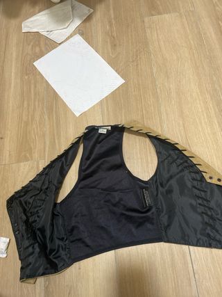 Chaleco B'lucid ante con cordones